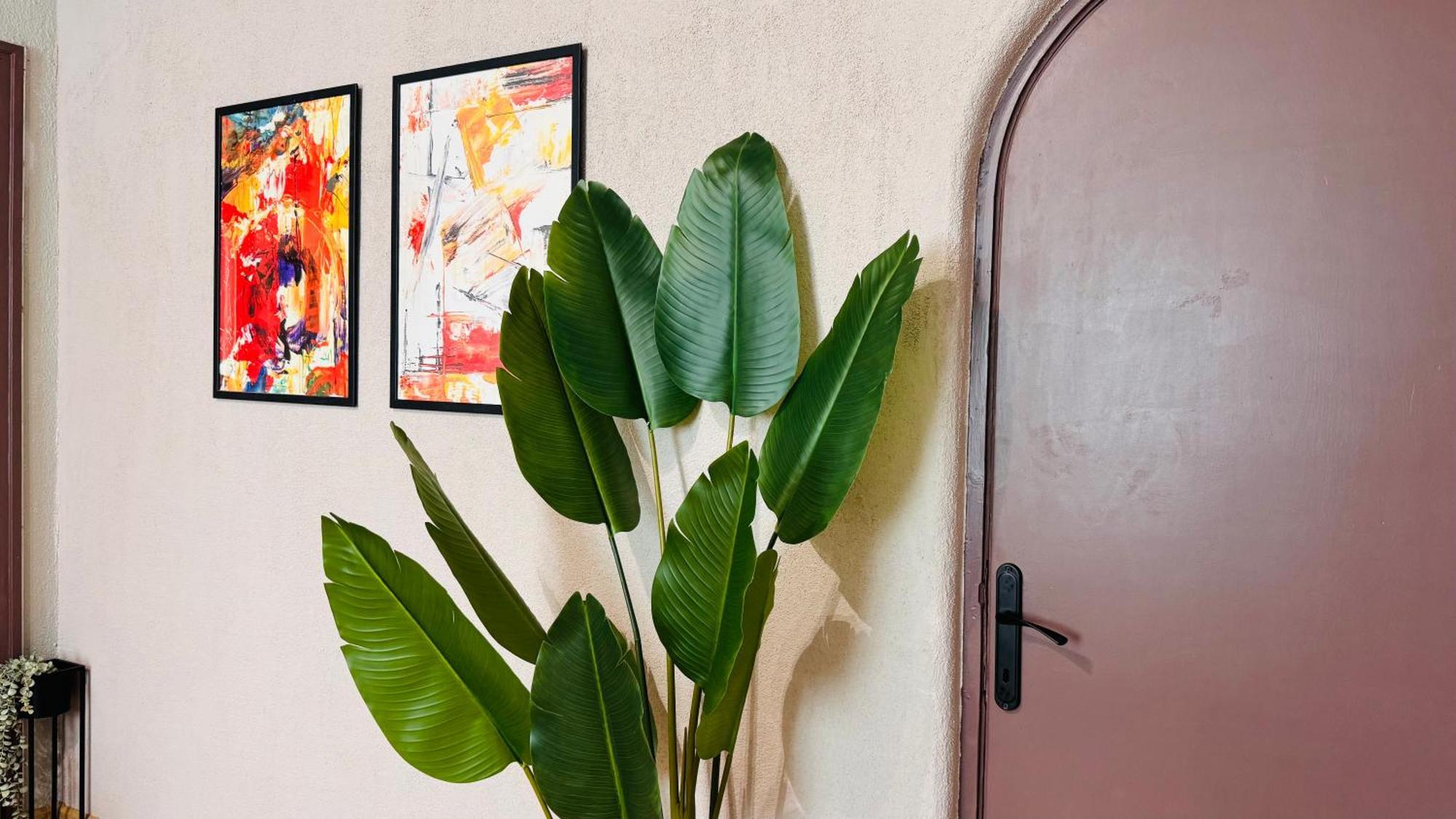 Ideal Home - Spacious & Modern Accommodation Near Unirii Square บูคาเรสต์ ห้อง รูปภาพ