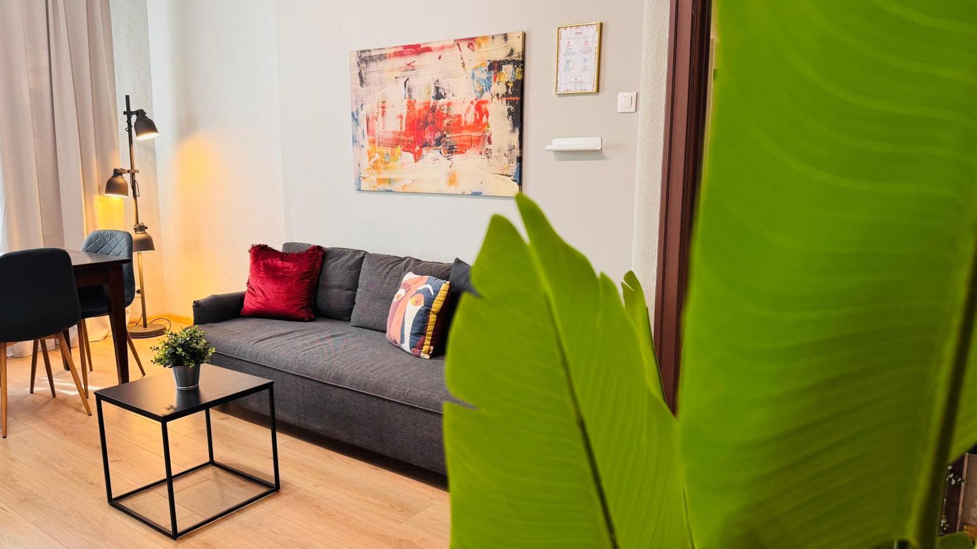 Ideal Home - Spacious & Modern Accommodation Near Unirii Square บูคาเรสต์ ห้อง รูปภาพ