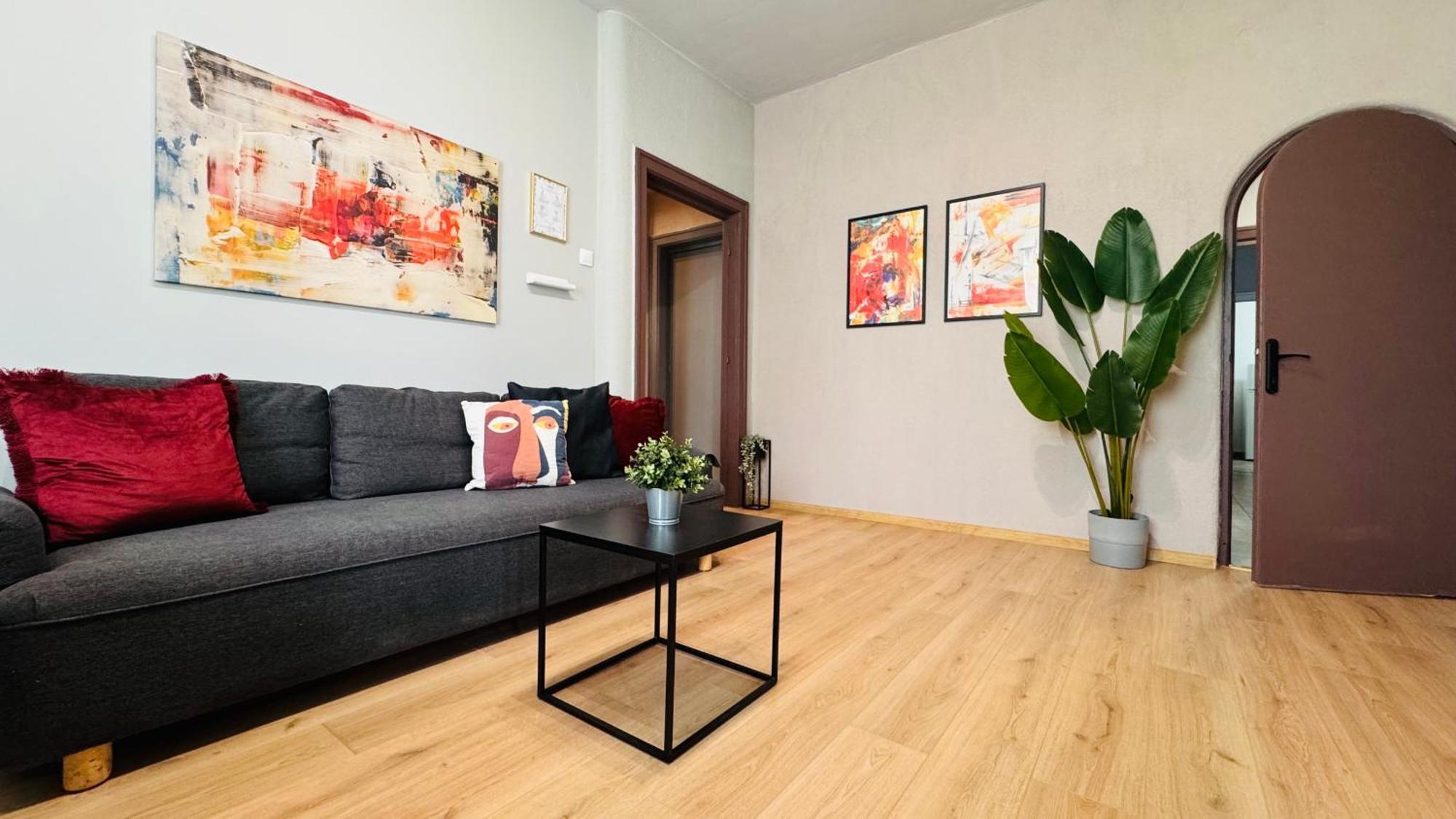 Ideal Home - Spacious & Modern Accommodation Near Unirii Square บูคาเรสต์ ห้อง รูปภาพ